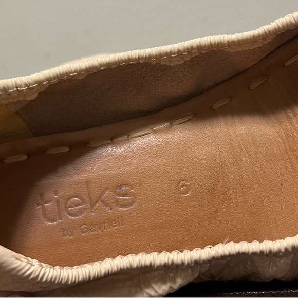 Tieks by Gavrieli Ballet Flats Patent Biscotti Cream sz 6 - Picture 9 of 10